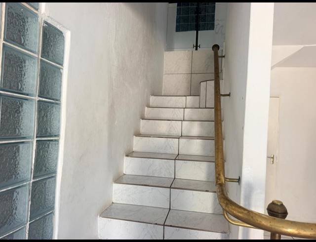 6 BEDROOM HOUSE FOR SALE IN LAUDIUM